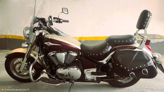KAWASAKI VULCAN 900 CLASSIC LT 